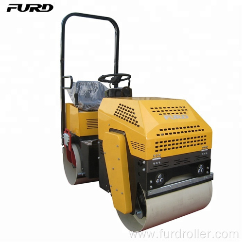 Roller Compactor Suppliers in Saudi Arabia with Good Compaction Performance (FYL-880)